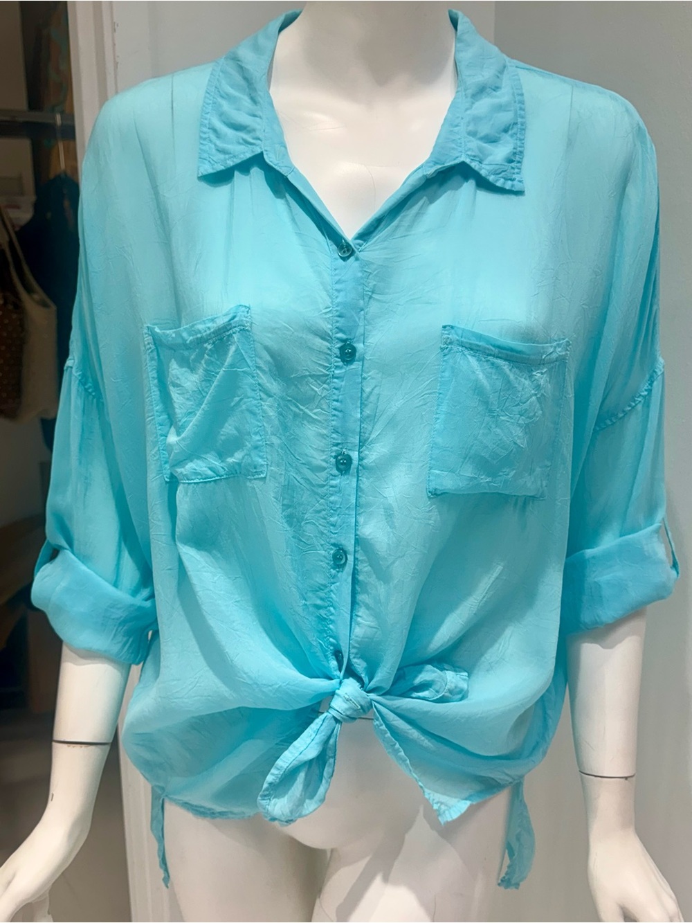 Never been worn maven west cargo pocket top size small color turquoise